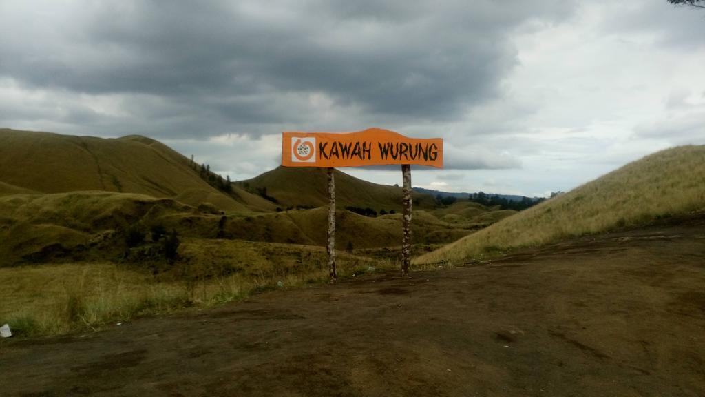 Thalia Homestay & Ijen Bromo Tour Banyuwangi  Εξωτερικό φωτογραφία