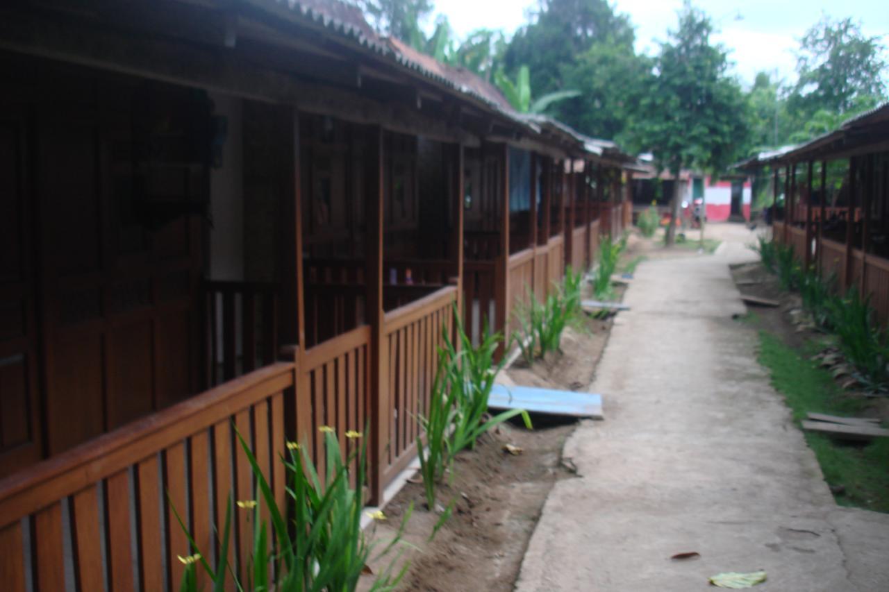 Thalia Homestay & Ijen Bromo Tour Banyuwangi  Εξωτερικό φωτογραφία
