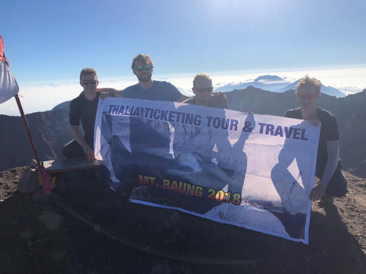 Thalia Homestay & Ijen Bromo Tour Banyuwangi  Εξωτερικό φωτογραφία