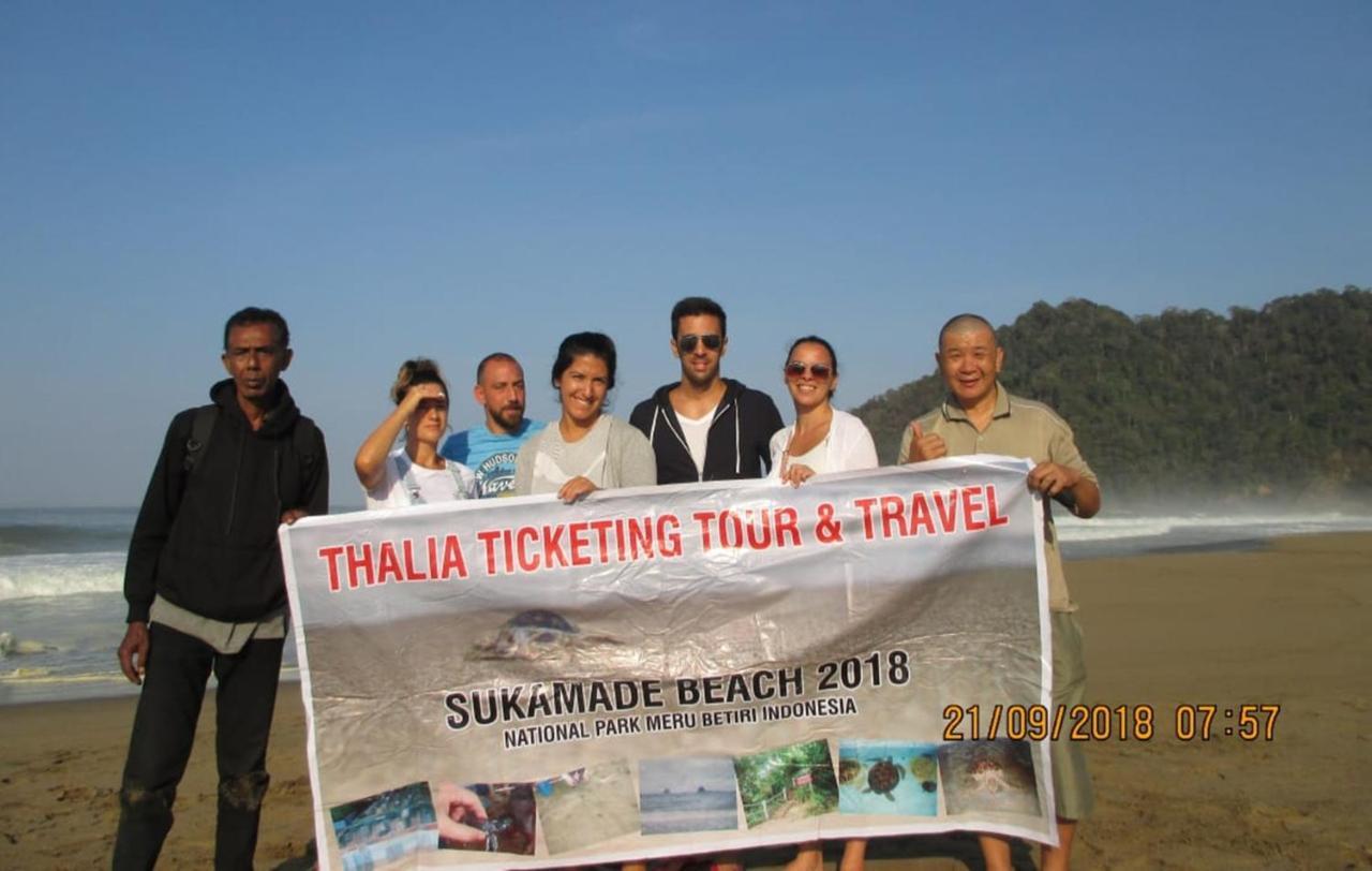 Thalia Homestay & Ijen Bromo Tour Banyuwangi  Εξωτερικό φωτογραφία