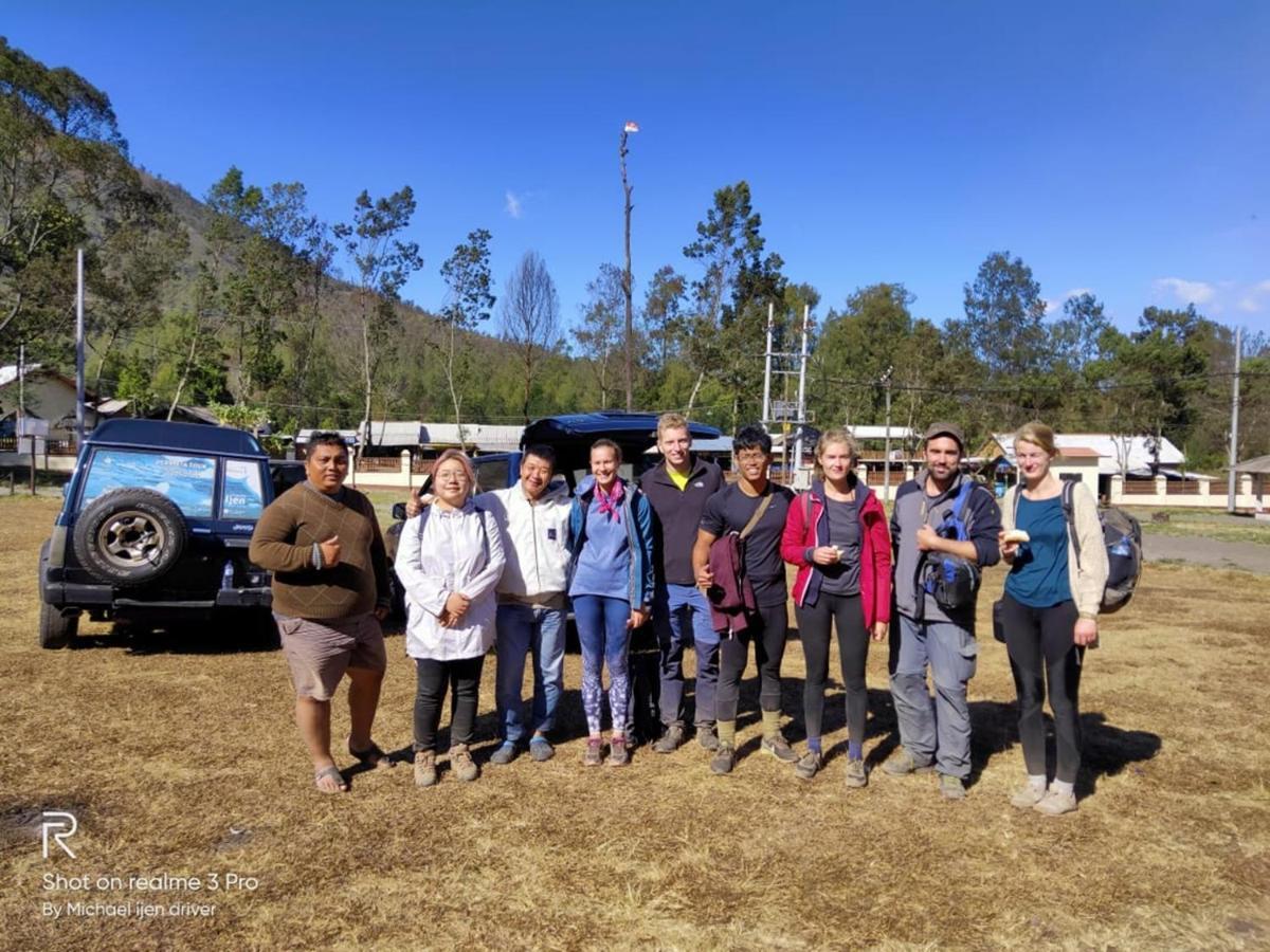 Thalia Homestay & Ijen Bromo Tour Banyuwangi  Εξωτερικό φωτογραφία